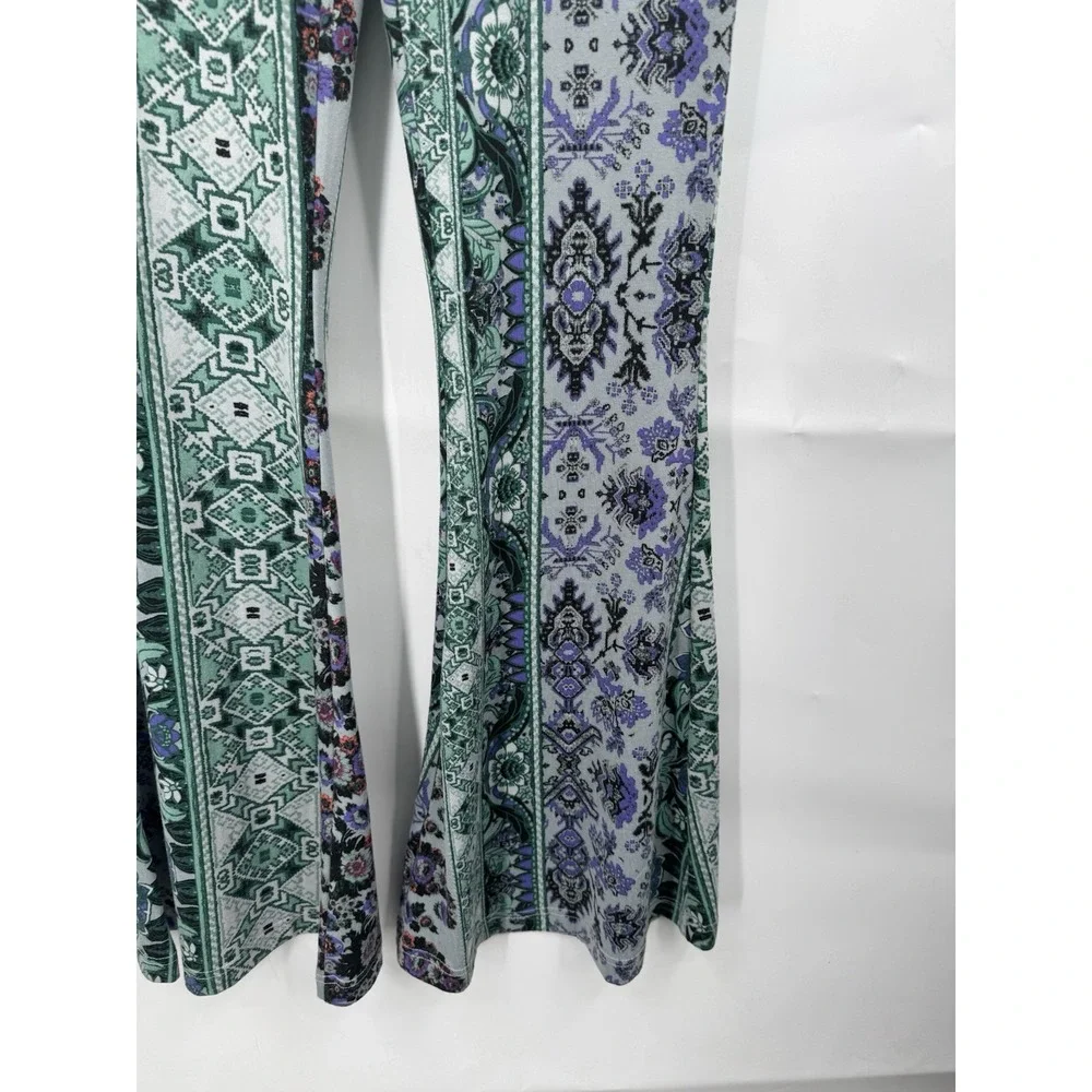 Free‎ People Artsy Retro Flare Pull On Legging Women S Green Floral Paisley Boho